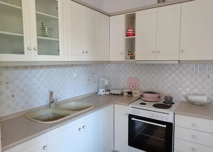 Artistic And Relaxing Experience Apartment *